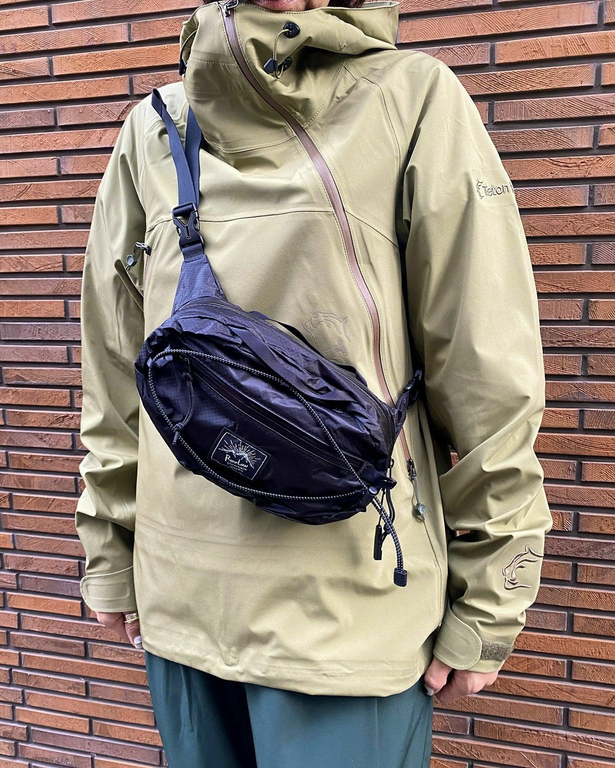 RawLow Mountain Works / Nuts Pack Black Brick Edition｜ロウロウ