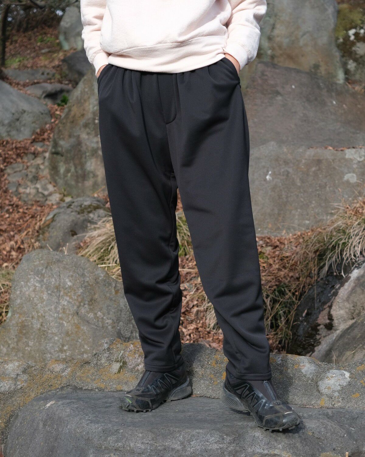 BLACK BRICK / Warm Relax Tapered Pants（Women）｜ブラックブリック