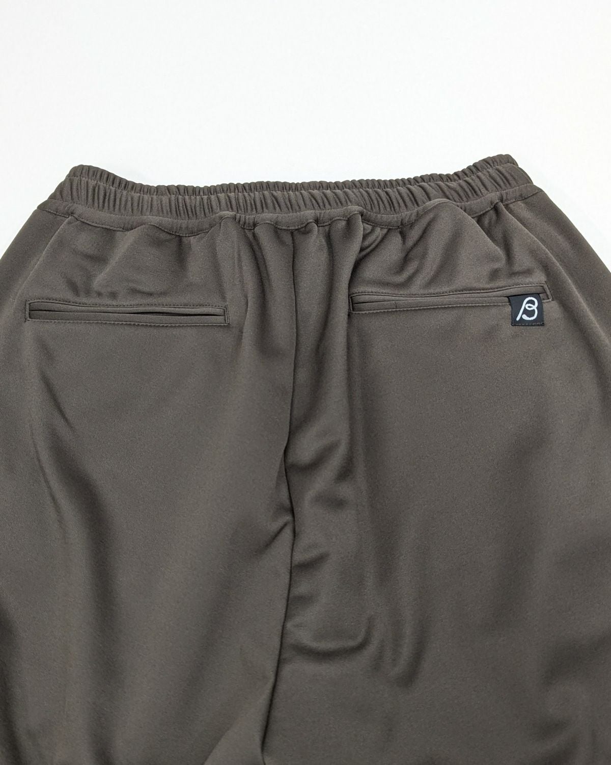 BLACK BRICK / Warm Relax Tapered Pants（Women）｜ブラックブリック