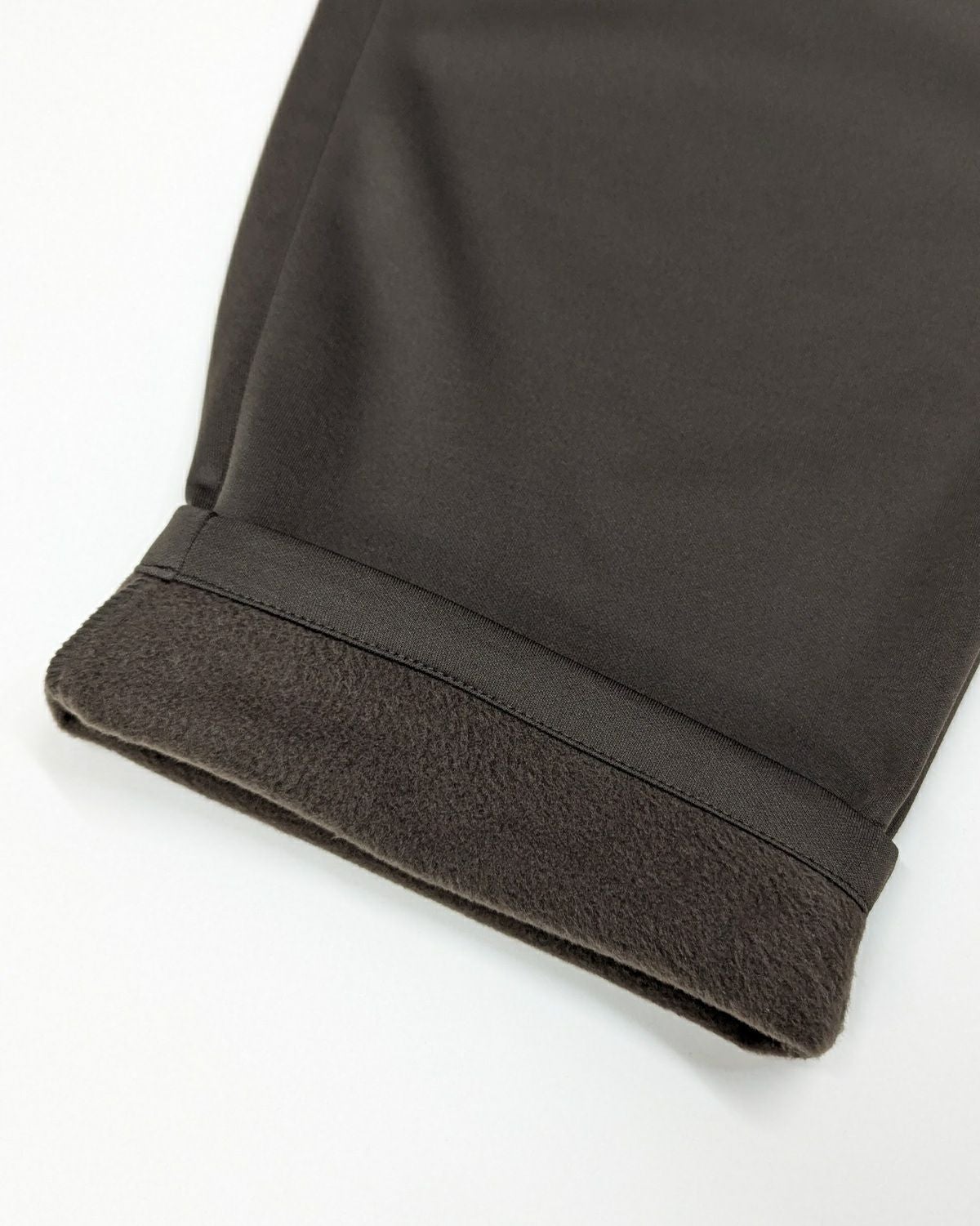 BLACK BRICK / Warm Relax Tapered Pants（Women）｜ブラックブリック
