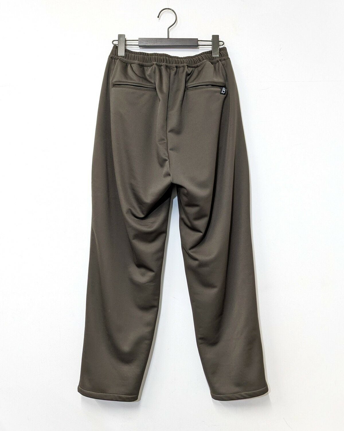 BLACK BRICK / Warm Relax Tapered Pants（Men）｜ブラックブリックの