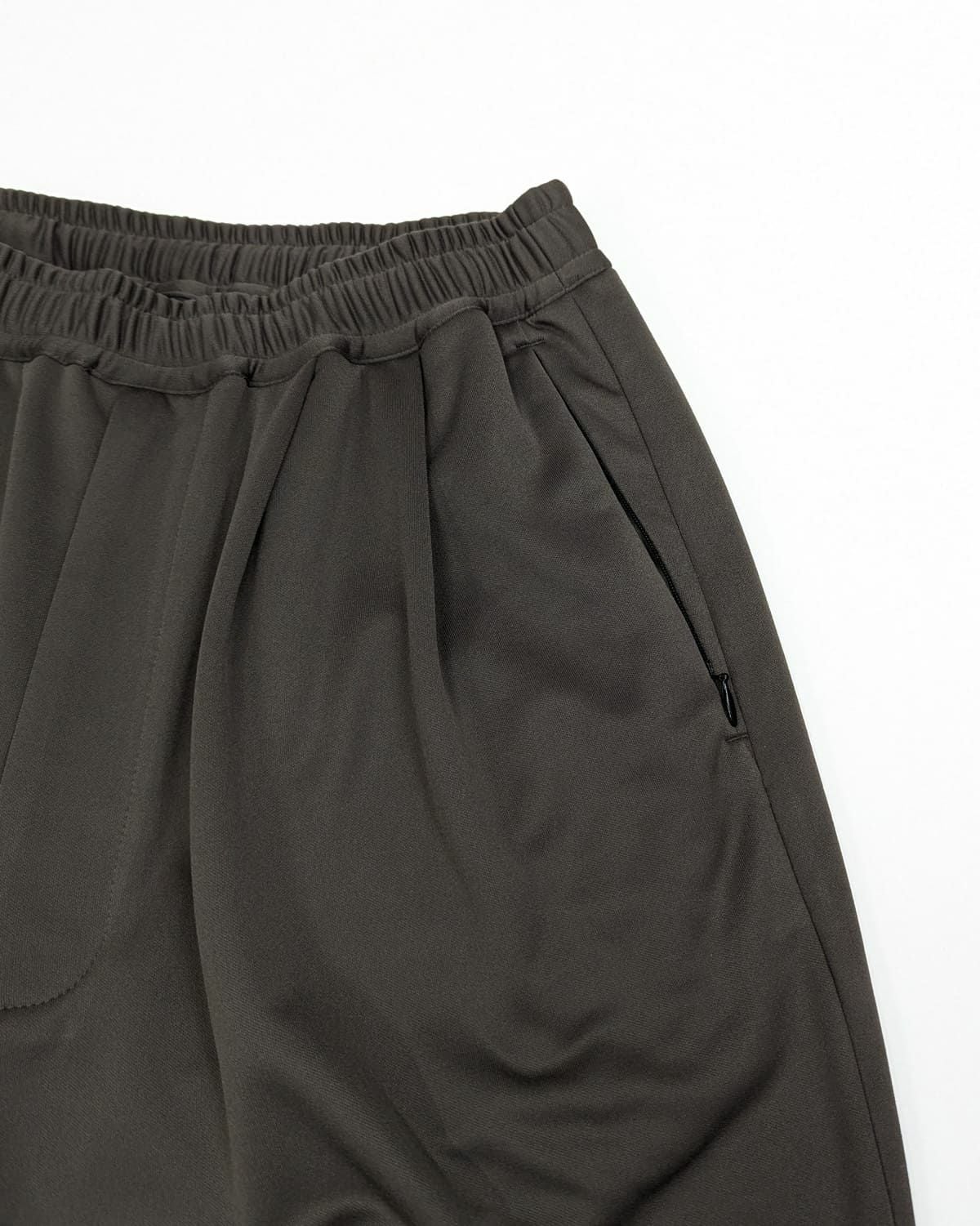 BLACK BRICK / Warm Relax Tapered Pants（Men）｜ブラックブリックの