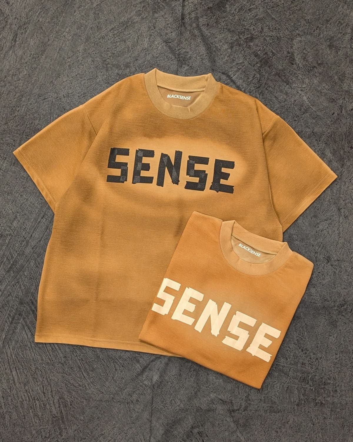 XXXXXSENSE / SPRAY DYEING DRY TEE｜エックスセンスの通販 - BLACK BRICK