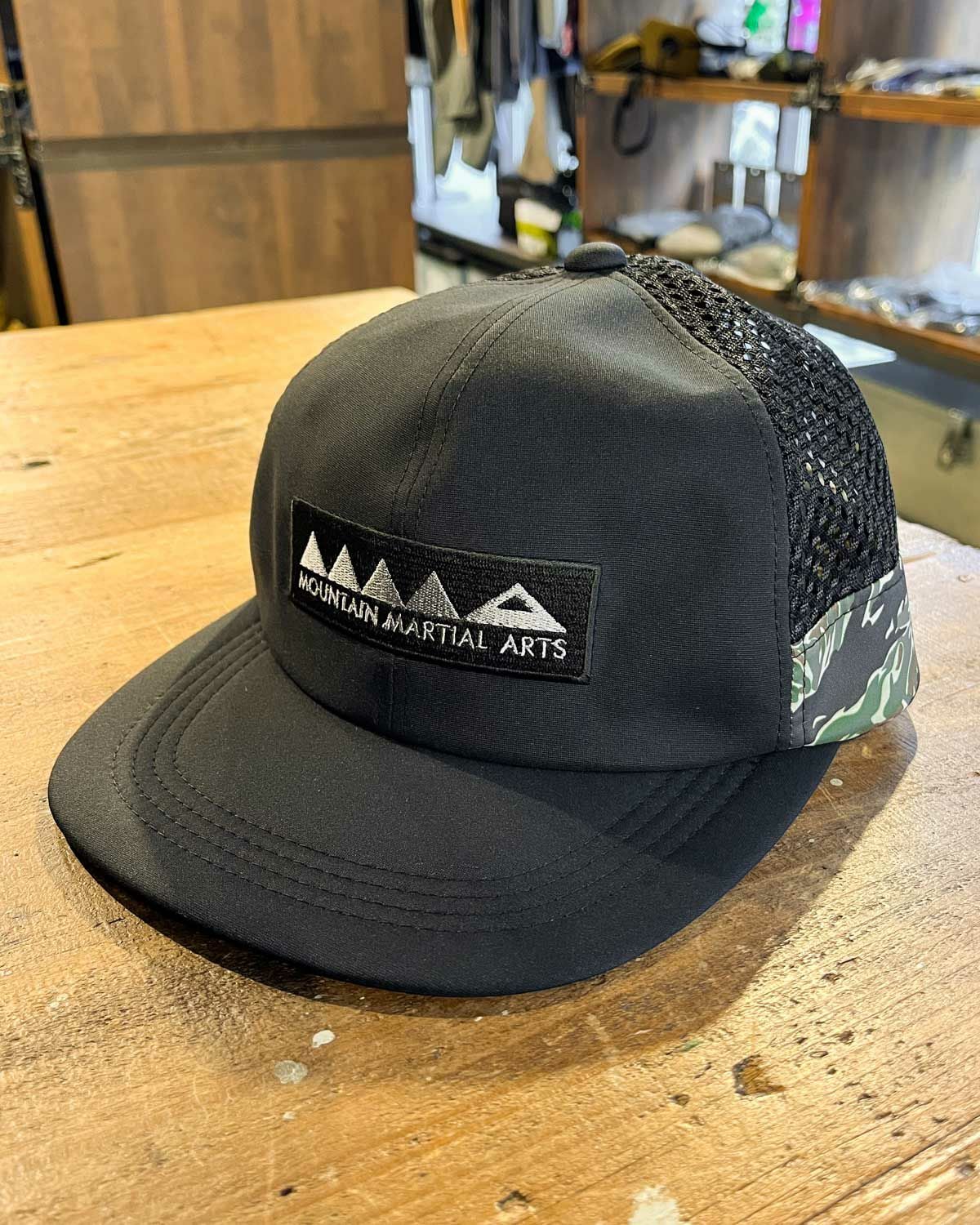 Mountain Martial Arts / Logo 6-Panel Mesh Cap ｜マウンテン