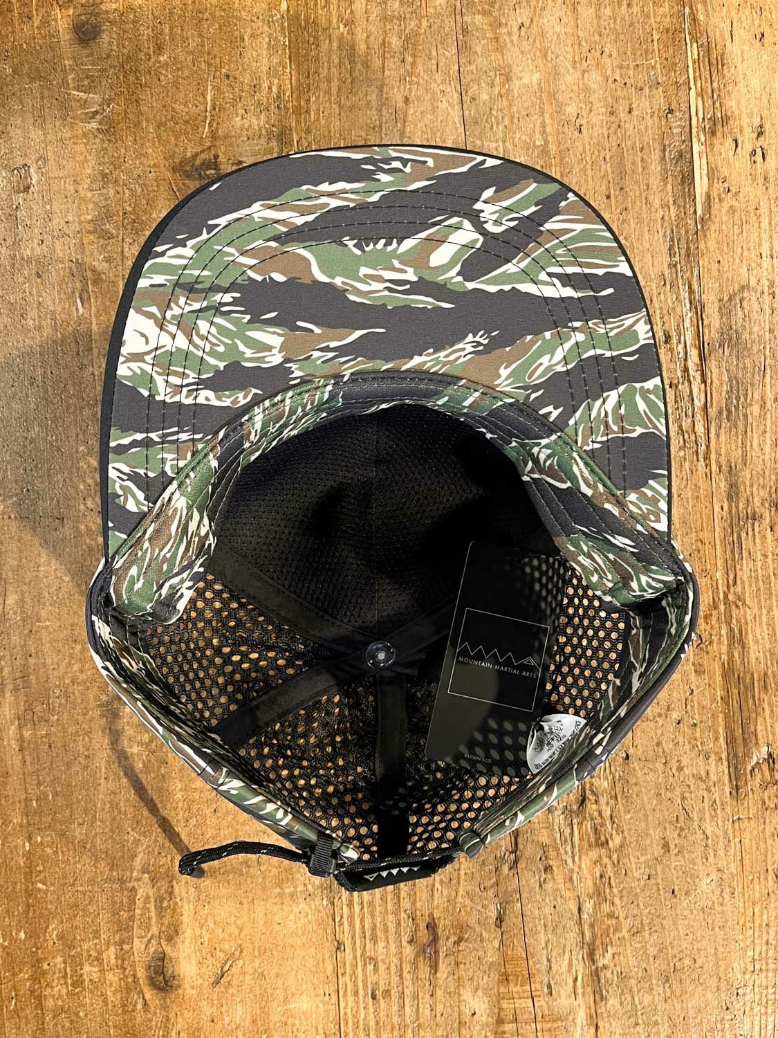 Mountain Martial Arts / Logo 6-Panel Mesh Cap ｜マウンテン