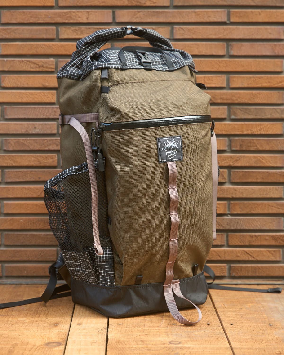 RawLow Mountain Works フーディvintage khaki RawLow Mountain Works｜ロウロウマウンテンワークス - BLACK BRICK