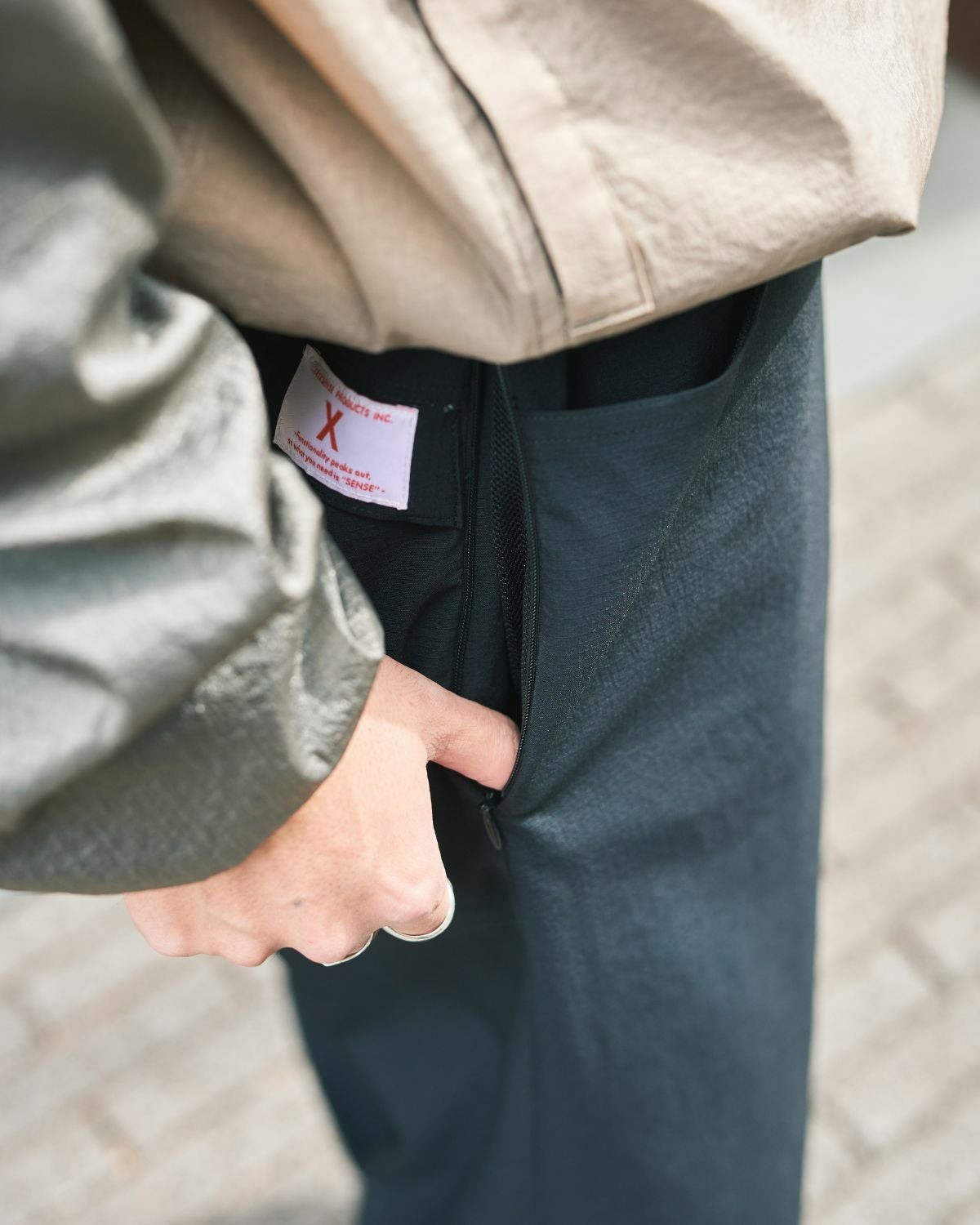 XXXXXSENSE / URBAN WIDE TRAINING PANTS｜エックスセンスの通販