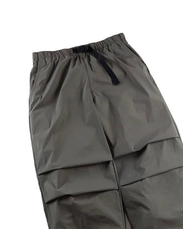 BROWN by 2-tacs /B35-P002 Knee tuck pants｜ブラウンバイツータック
