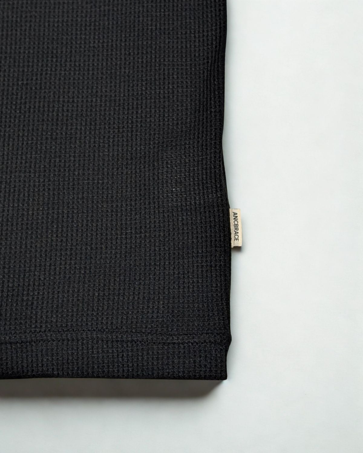 ANCBRACE / Comfort Merino Waffle Sleeveless｜アンクブレイスの通販