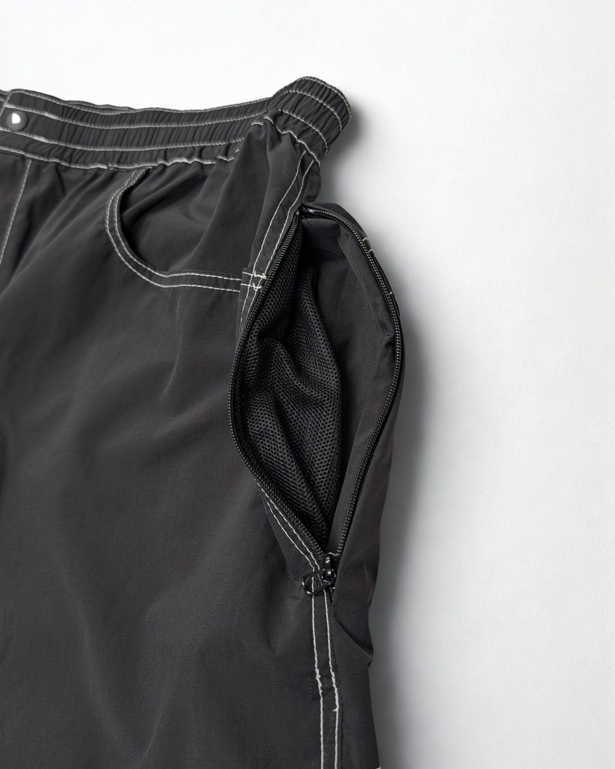 XXXXXSENSE / 80's URBAN RUN SHORTS｜エックスセンスの通販 - BLACK BRICK